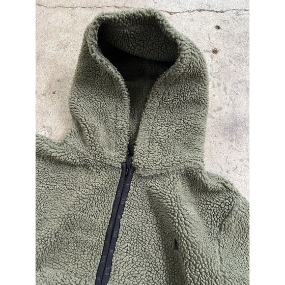 Bts Mic Drop Deep Pile Fleece Green Hoodie Size M - Picture 3 of 13